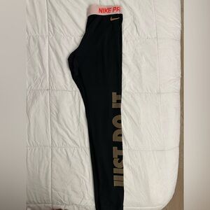 Nike leggings